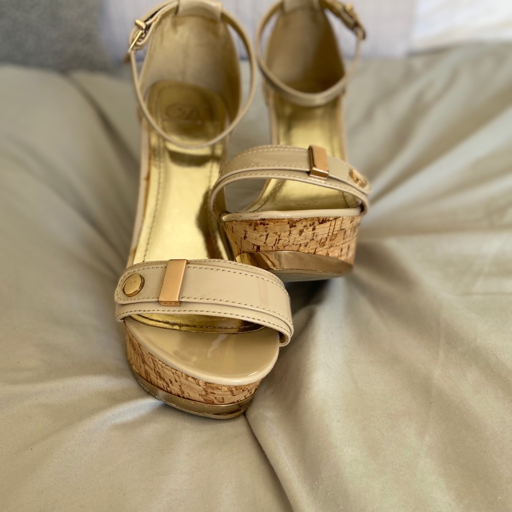 DOLCE VITE   CORK   WEDGE   PLATFORM SANDAL